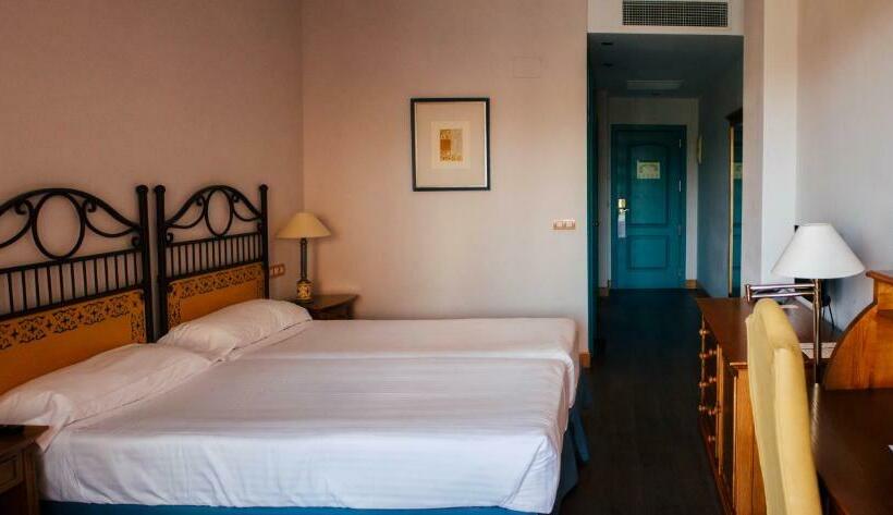 Номер Стандарт, Alicante Golf