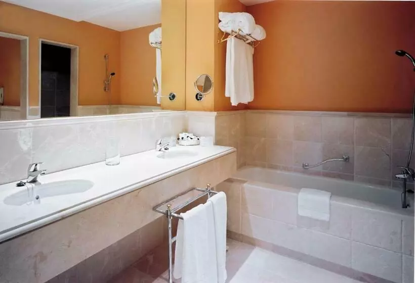 اتاق استاندارد, Alicante Golf