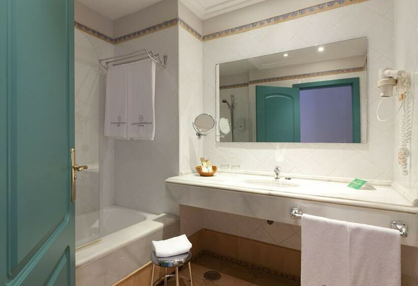 Номер Стандарт, Alicante Golf