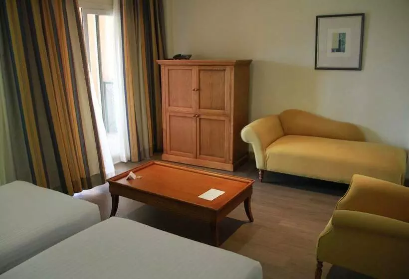 اتاق لوکس, Alicante Golf