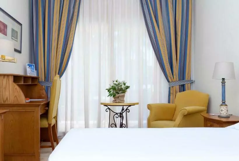 اتاق استاندارد یک نفره, Alicante Golf