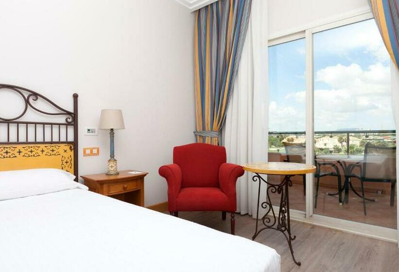 Номер Стандарт Вид на Озеро, Alicante Golf