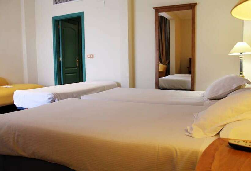 Номер Стандарт Вид на Озеро, Alicante Golf