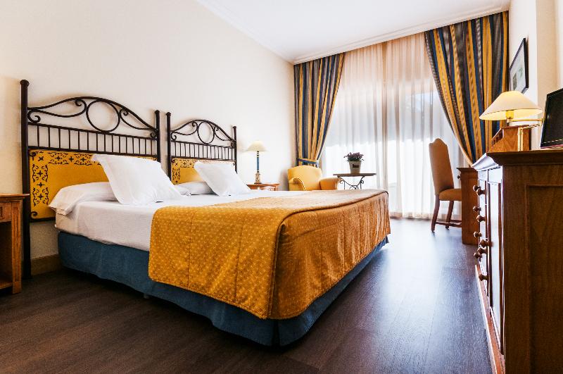 Номер Стандарт, Alicante Golf