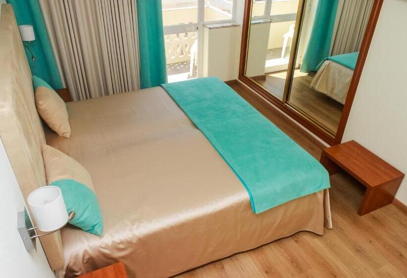 غرفة كمفورت مع بلكونة, Baía Beach