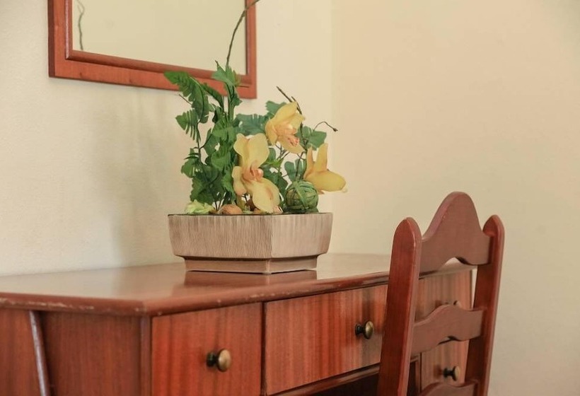 غرفة قياسية مزوَّدة بشُرفة, Baía Beach