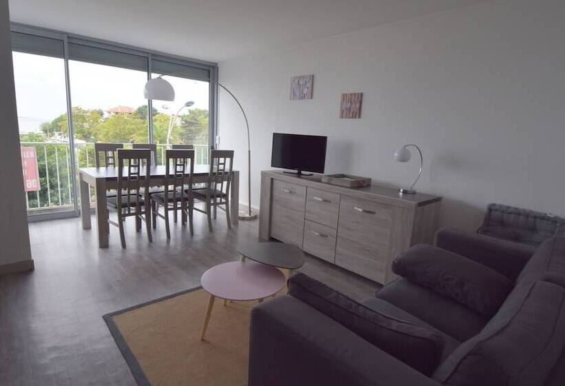 شقة كومفورت غرفتين نوم, Beau Rivage