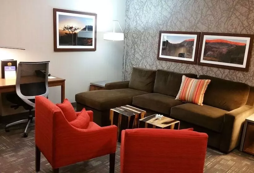 سوییت, Best Western Plus Cottontree Inn