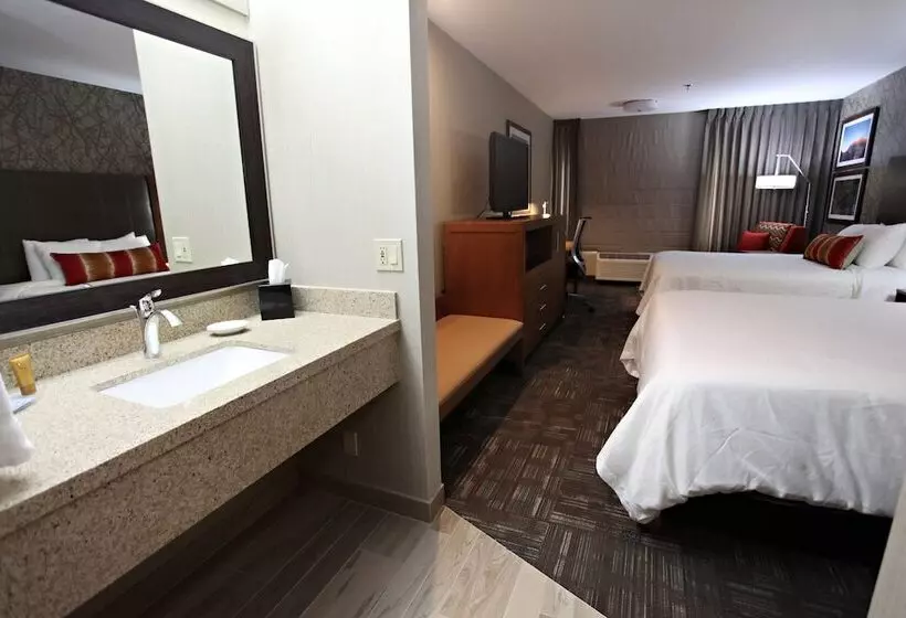 اتاق استاندارد با 2 تخت دوبل, Best Western Plus Cottontree Inn