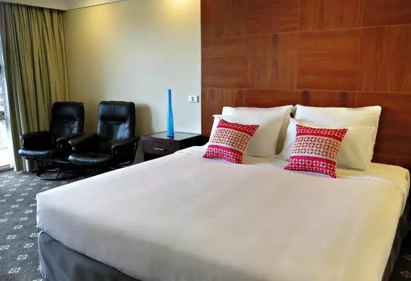 キングサイズベッドのスイートルーム, Best Western Plus Goulburn