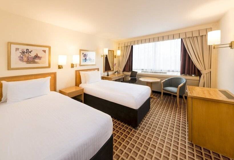 Номер Superior, Copthorne Tara Hotel London Kensington