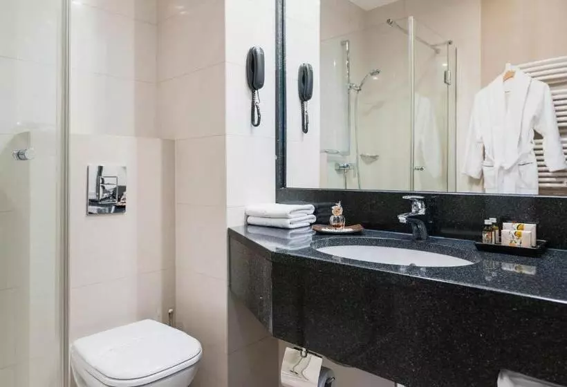 اتاق استاندارد, Booking Hotel Crown Piast & Spa