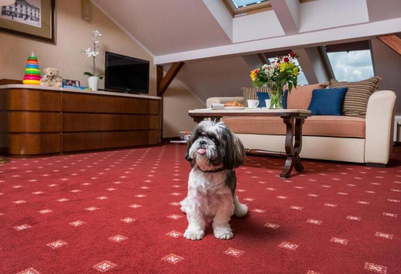 شقة عائلية, Booking Hotel Crown Piast & Spa