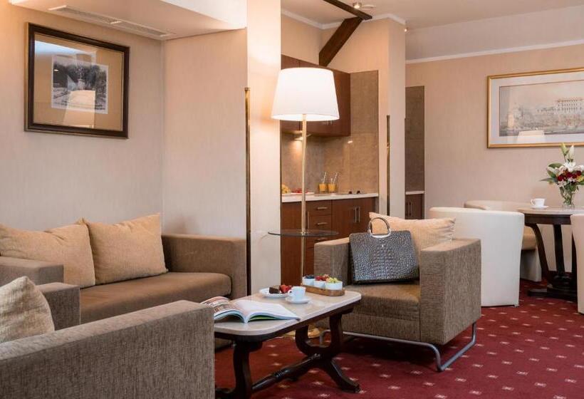 شقة ديلوكس غرفة واحدة, Booking Hotel Crown Piast & Spa