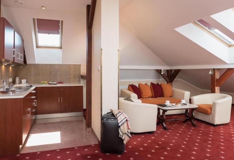 شقة ديلوكس غرفة واحدة, Booking Hotel Crown Piast & Spa