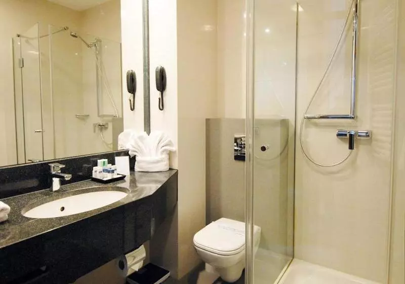 اتاق استاندارد, Booking Hotel Crown Piast & Spa