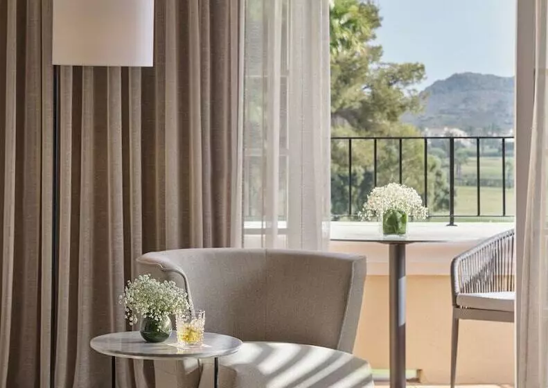 اتاق خانوادگی, Grand Hyatt La Manga Club Golf & Spa
