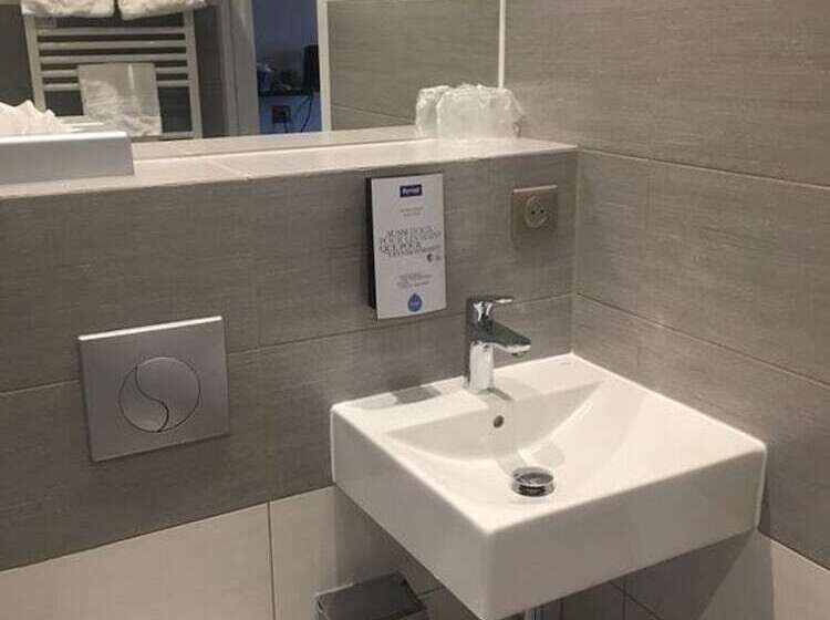 Номер Стандарт, Kyriad Limoges Sud   Feytiat