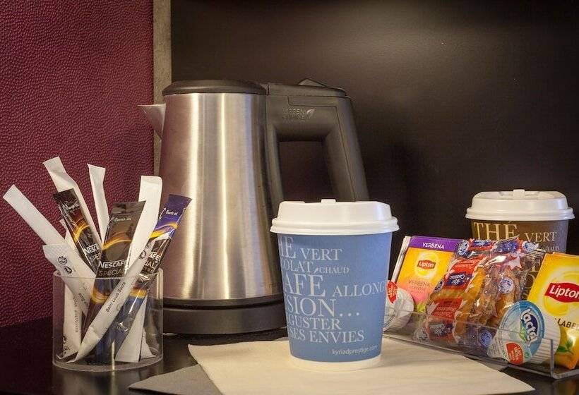 标准间带双人床, Hôtel Kyriad Rennes Centre Gare