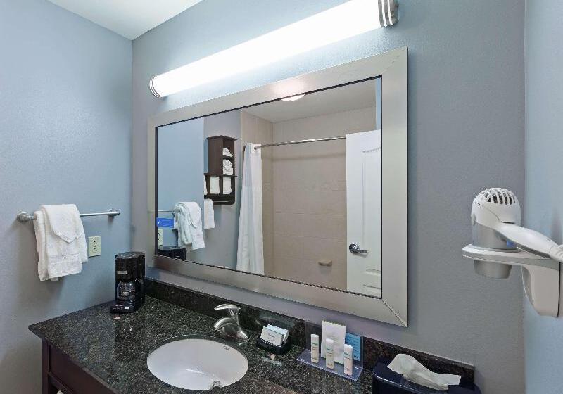 标准间带双人床, Hôtel Kyriad Rennes Centre Gare