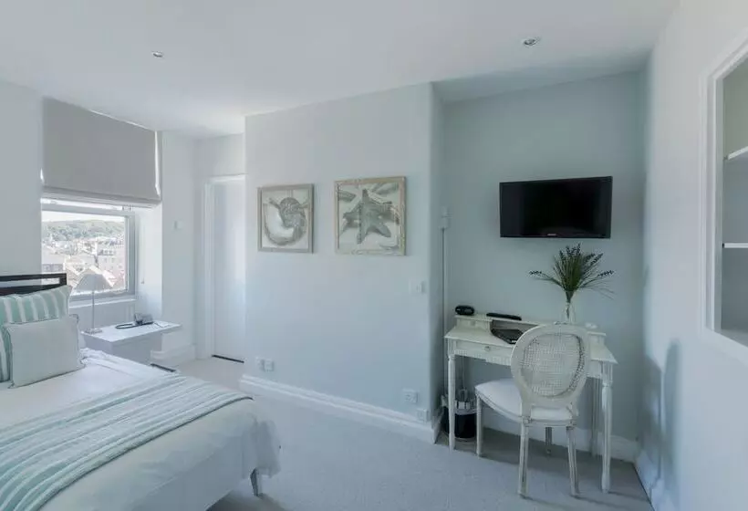 Standard Single Room, La Fregate