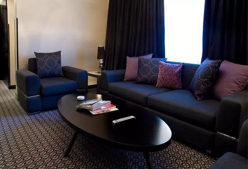 スイート, Maltepe Hotel 2000