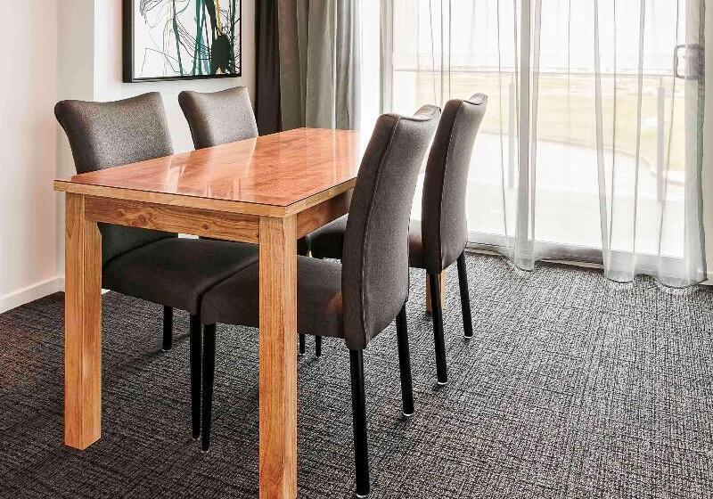 اتاق اکونومی, Marques De Pombal