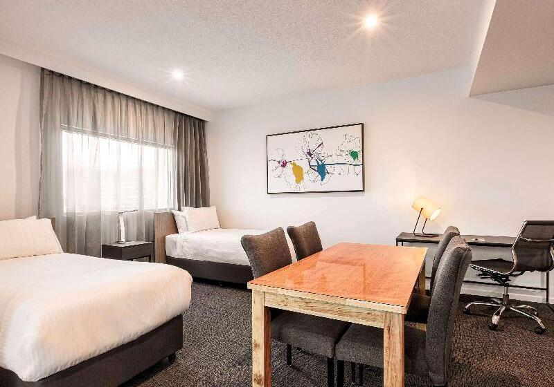 اتاق اکونومی, Marques De Pombal