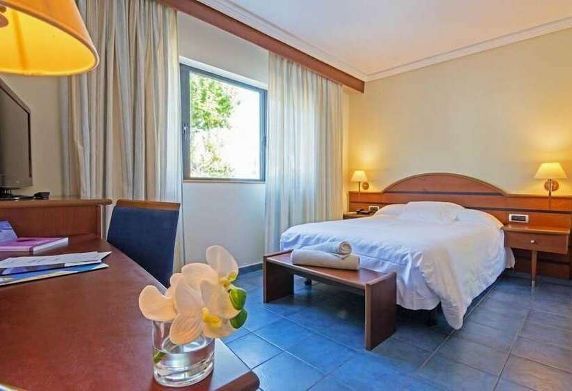 اتاق استاندارد, Port Salins