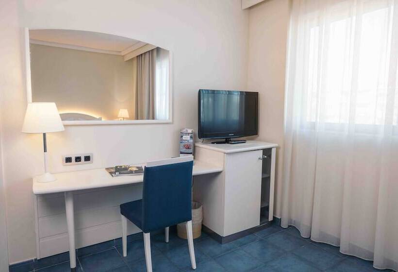 اتاق استاندارد, Port Salins