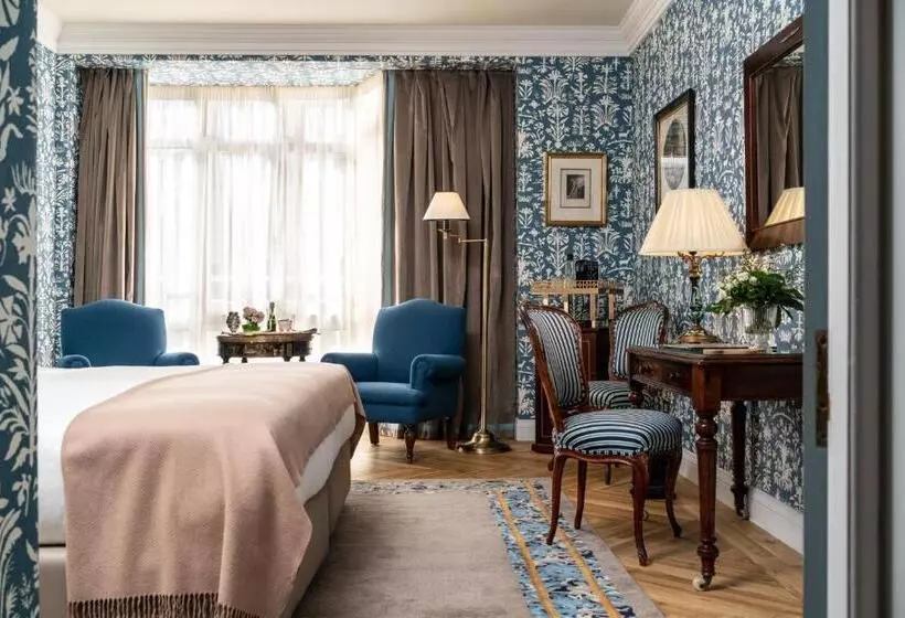 اتاق سوپریور سه تخته, Relais & Châteaux Hotel Orfila