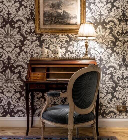 سوییت لوکس, Relais & Châteaux Hotel Orfila