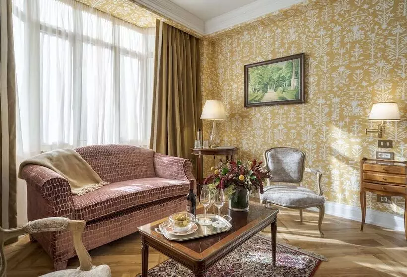 اتاق سوپریور سه تخته, Relais & Châteaux Hotel Orfila