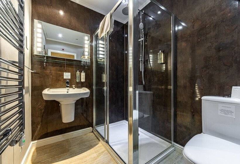 غرفة ديلوكس, Crossways