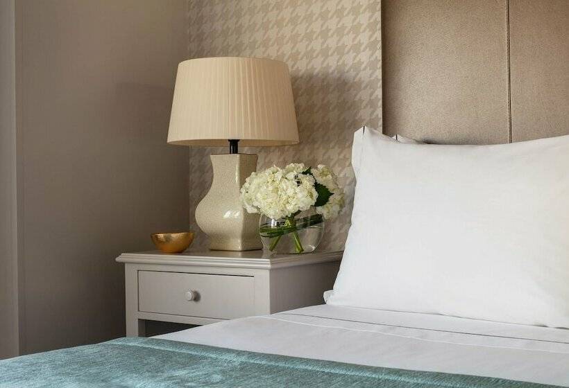 سوییت جونیور, Tivoli Oriente Lisboa