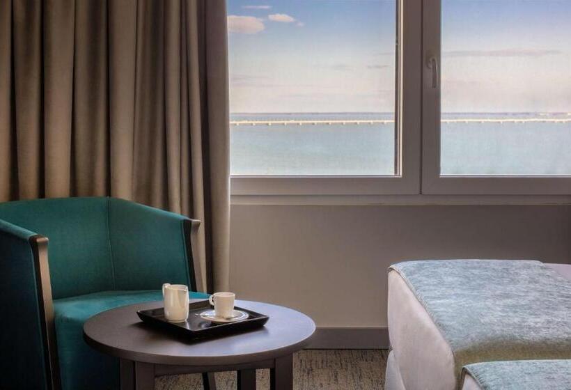 Quarto Deluxe Vista Rio, Tivoli Oriente Lisboa