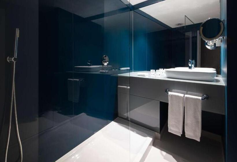 Deluxe room with river view, Tivoli Oriente Lisboa