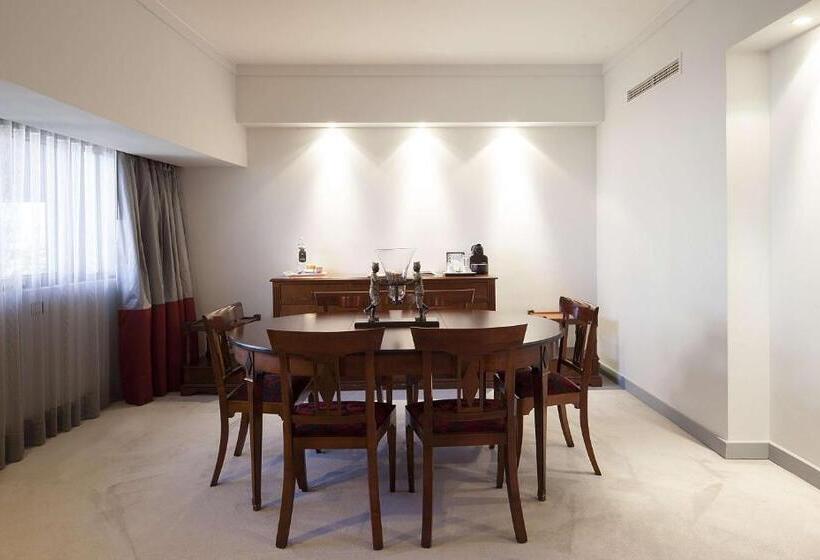 Junior suite with river view, Tivoli Oriente Lisboa