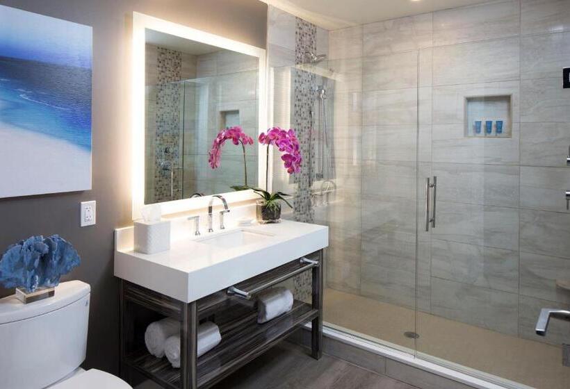 جناح جونيور ذات إطلالة, Treasure Island Beach Resort