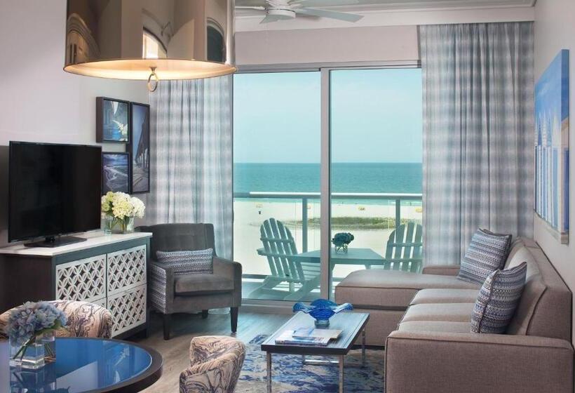 스위트 킹사이즈 침대, Treasure Island Beach Resort