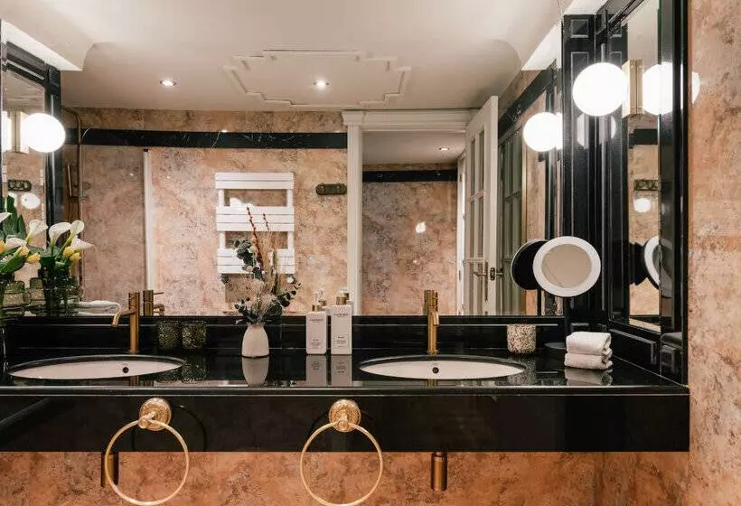 سوییت جونیور با چشم‌انداز دریا, Victoria Gran Meliá