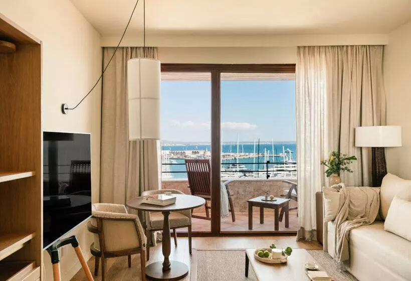 سوییت جونیور با چشم‌انداز دریا, Victoria Gran Meliá