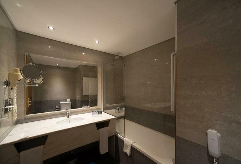 سوییت جونیور سوپریور, Vila Gale Porto Centro