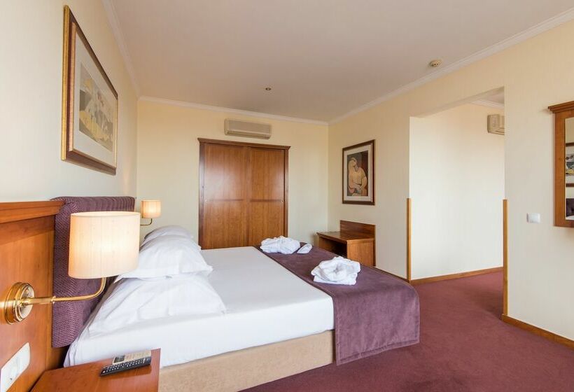 سوییت جونیور سوپریور, Vila Gale Porto Centro