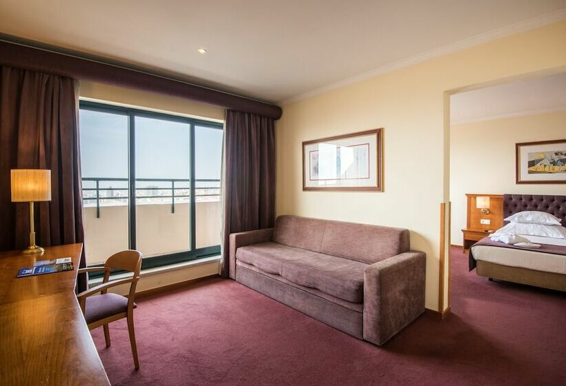 سوییت جونیور سوپریور, Vila Gale Porto Centro