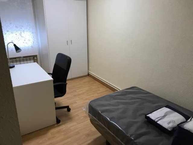 اتاق استاندارد یک نفره, Residencia 12 Octubre