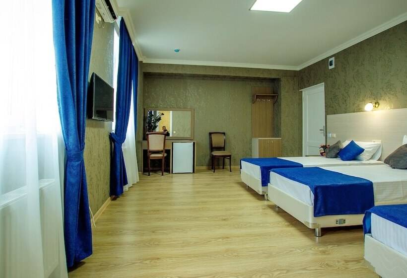 اتاق استاندارد سه نفره, Atlas