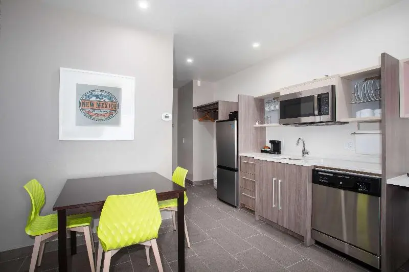 キングサイズベッドのスイートルーム, Home2 Suites By Hilton Roswell, Nm