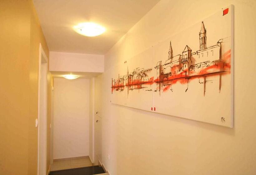 غرفة كومفورت, Rooms Beljan