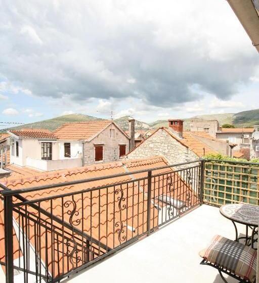 غرفة قياسية, Rooms Beljan